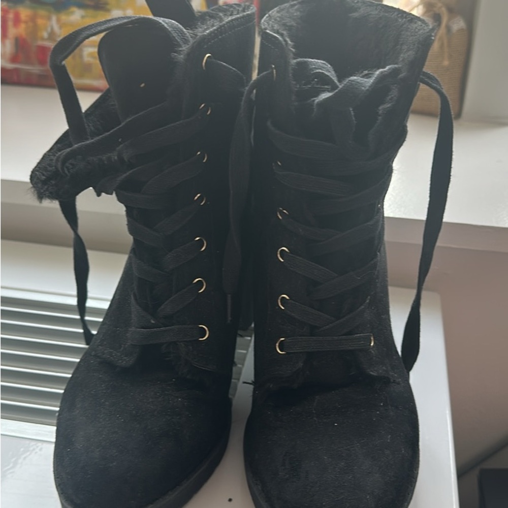 Stylish Black Women's Boots